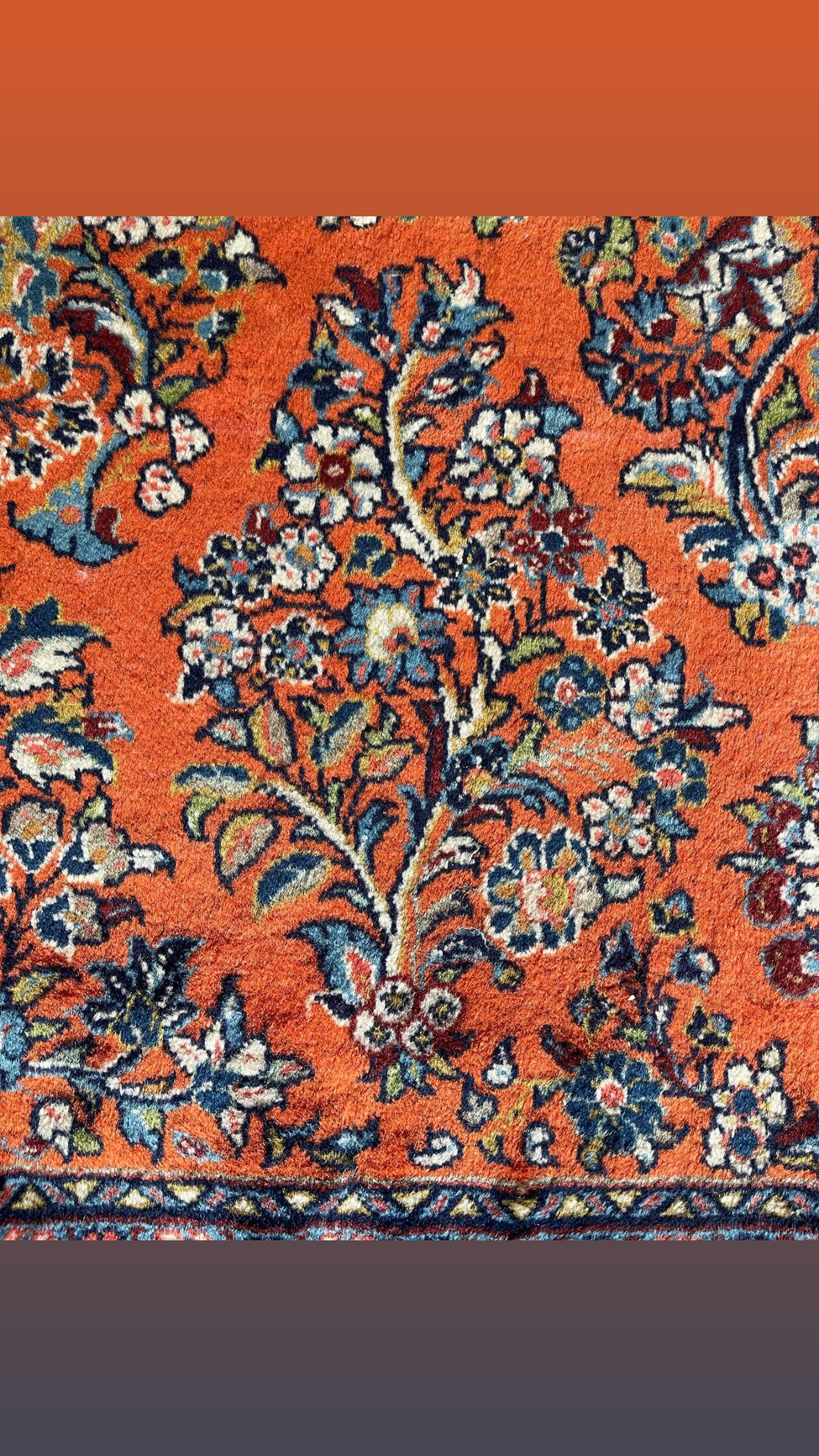 Premium Sarouk Persian Rug - Handmade  Wool &Silk Carpet