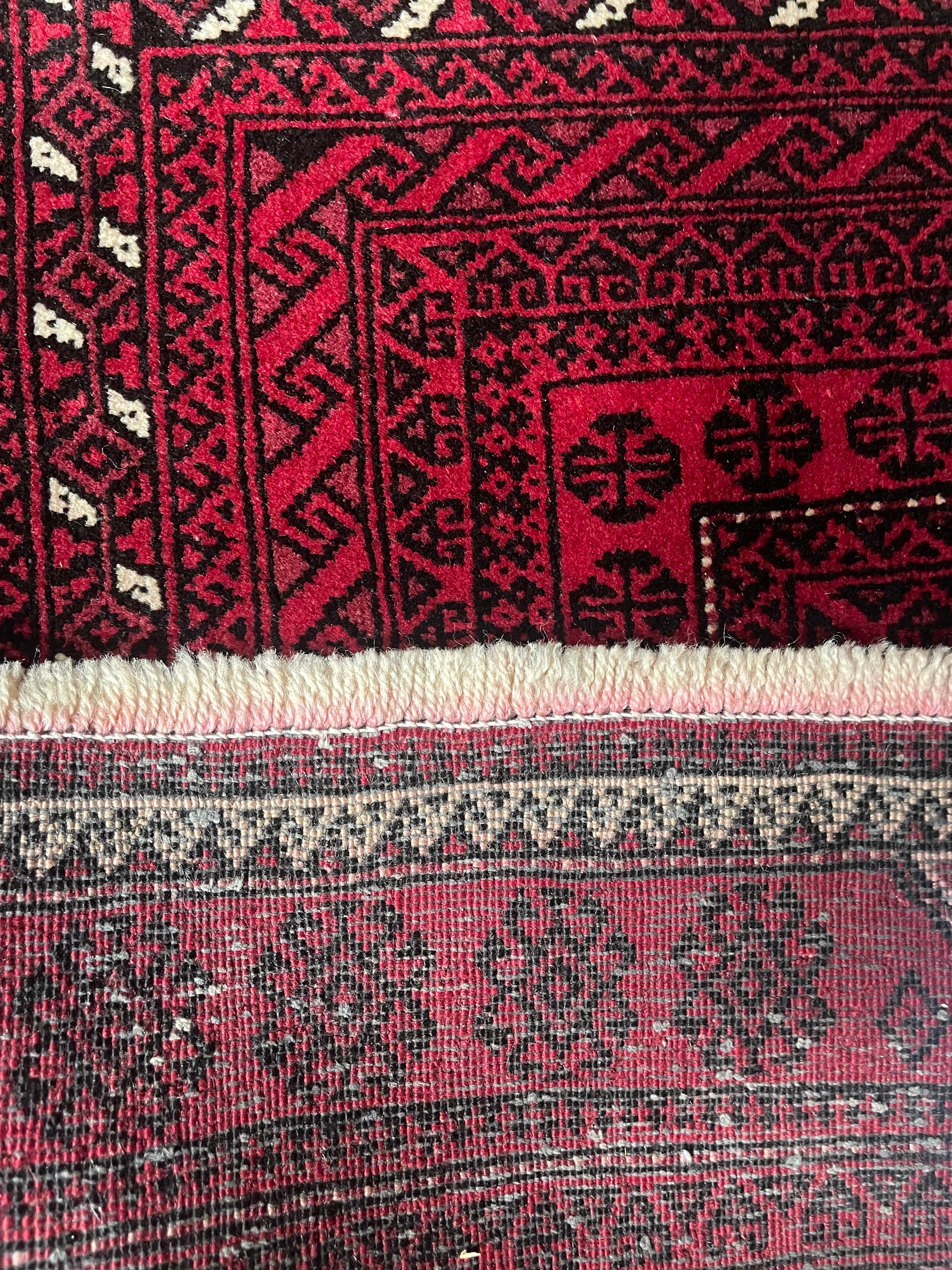 Antique Turkmen Handwoven Rug 150×200 cm – 100% Hand-Spun Wool, Warp & Weft Wool Persian Carpet