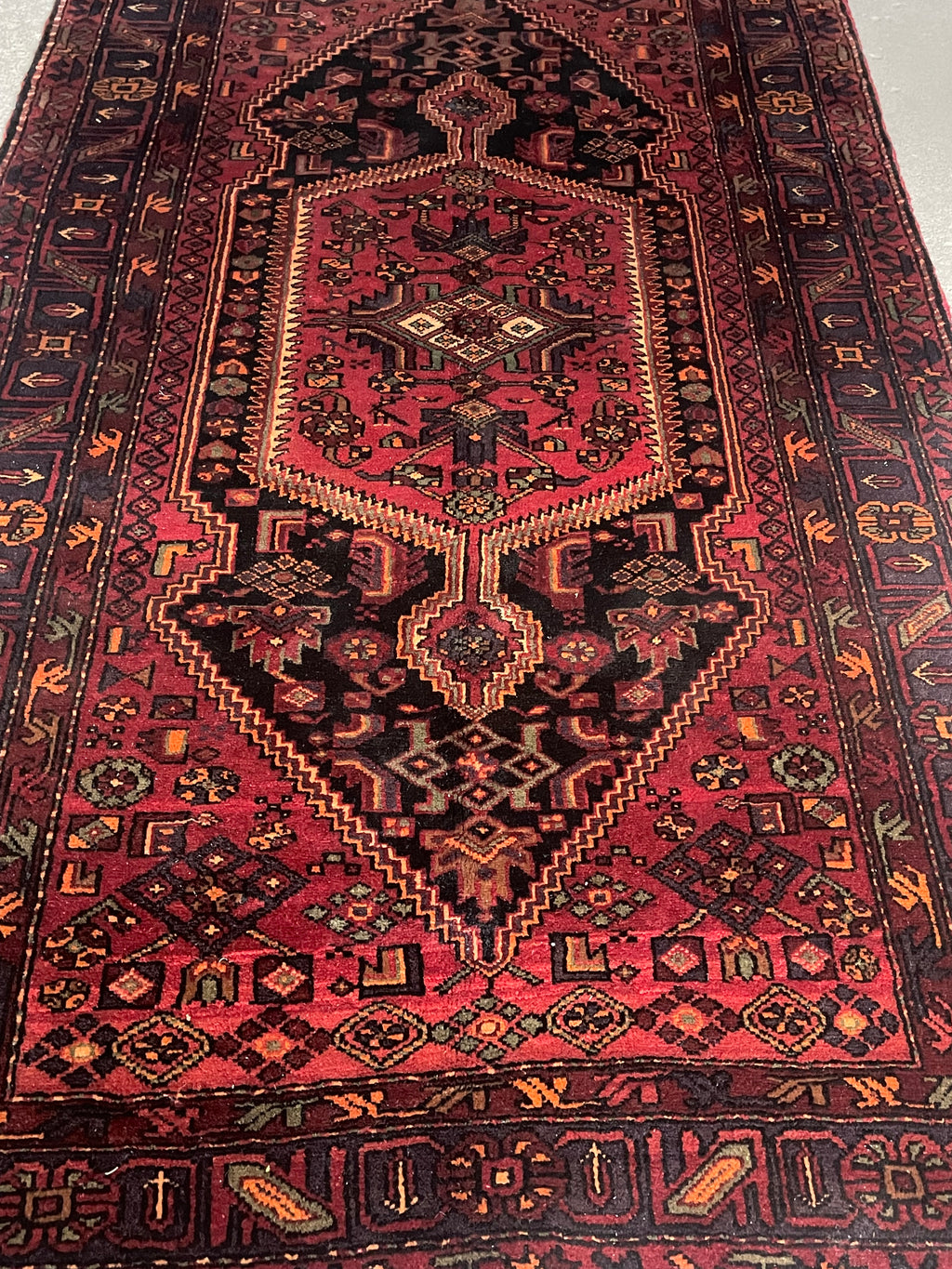 Antique Lilihan Handwoven Rug – All Wool Persian Carpet with Traditional Design
