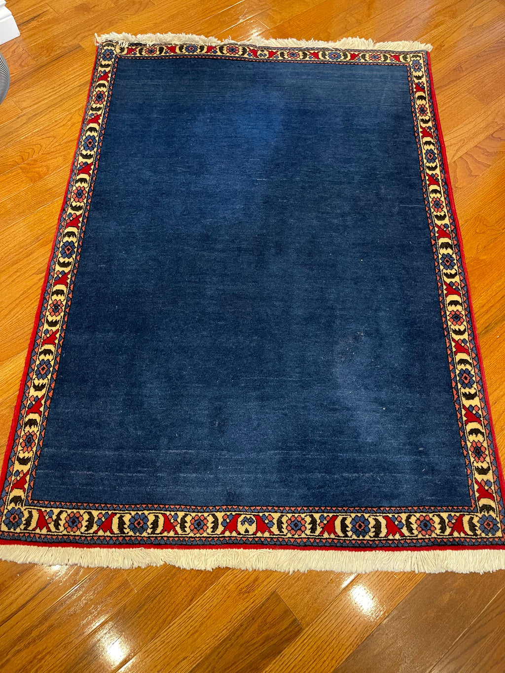Hand knotted Persian Gabbeh Rug size 145x103cm