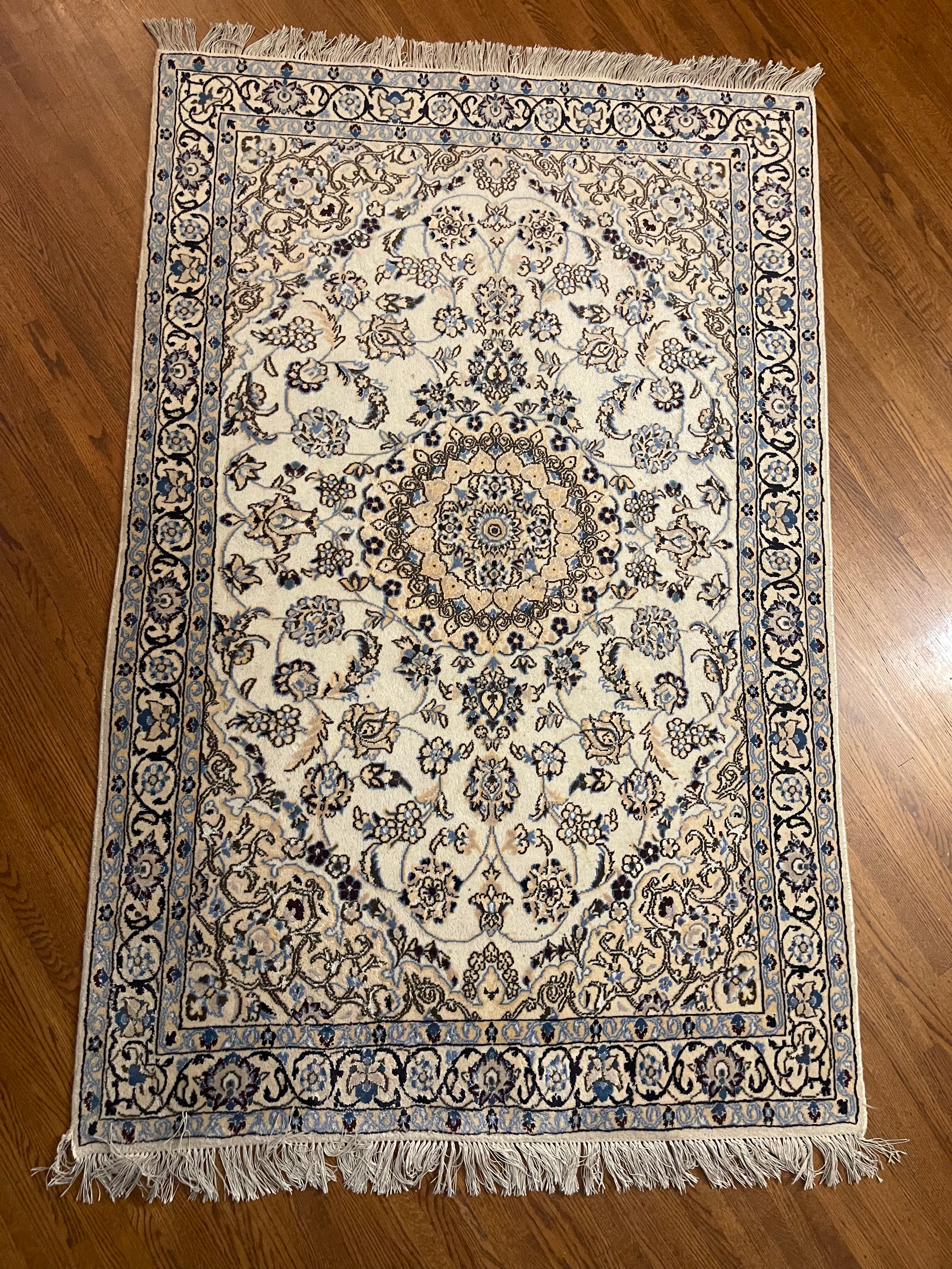 Luxury Nain Persian Rug -Handmade Wool & Silk carpet
