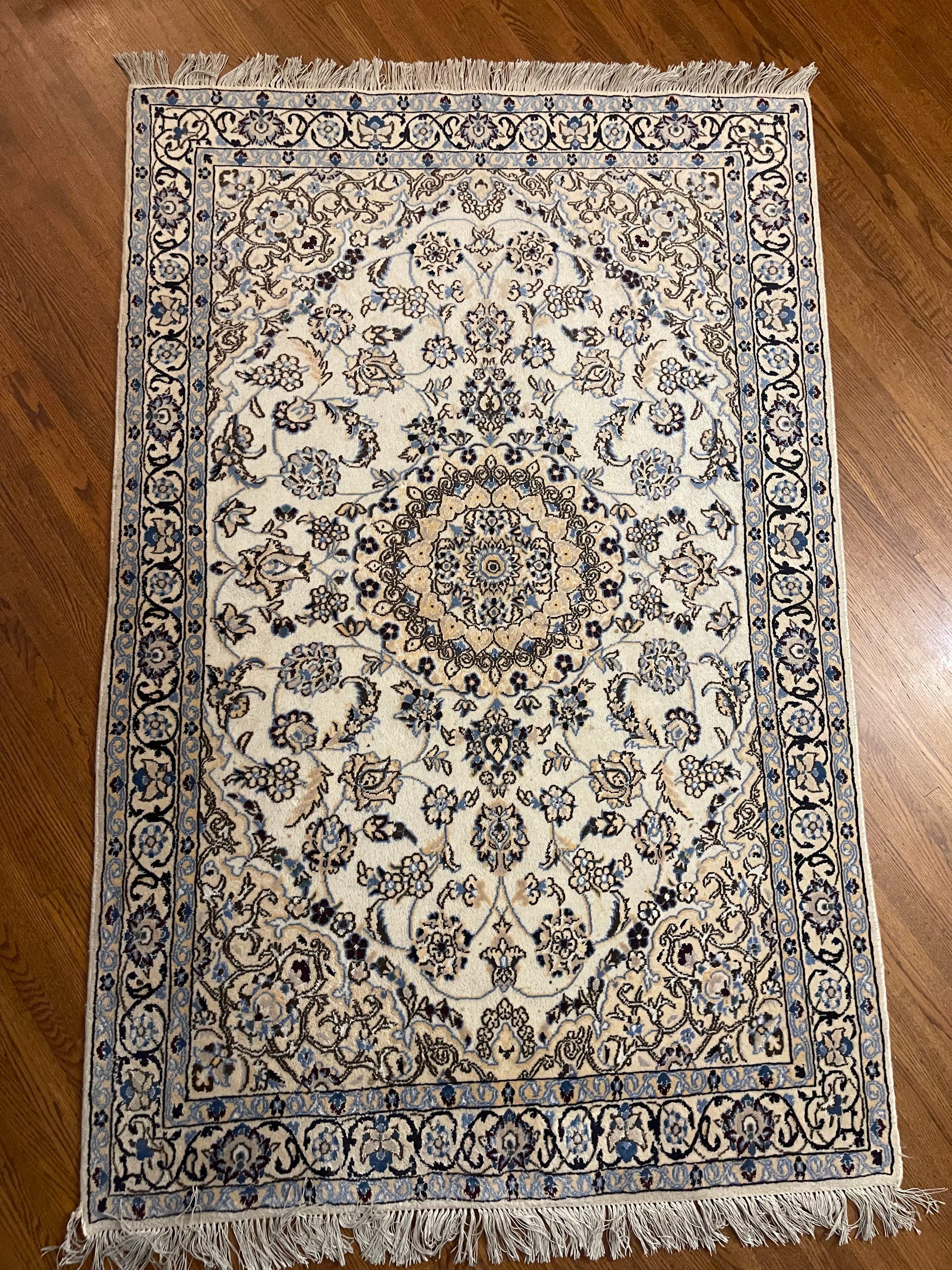 Luxury Nain Persian Rug -Handmade Wool & Silk carpet