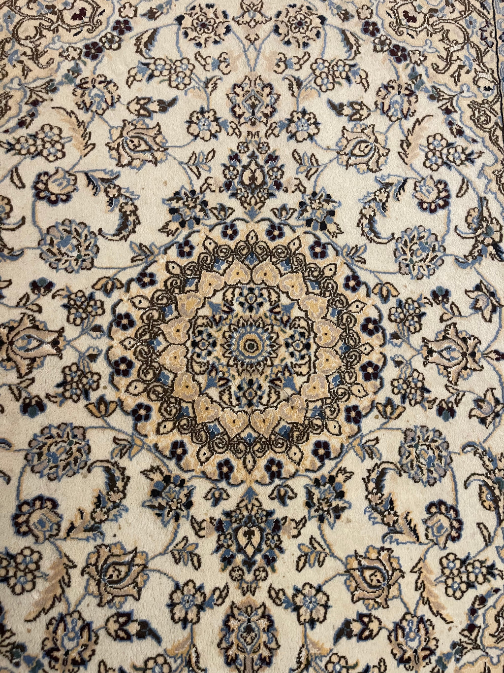 Luxury Nain Persian Rug -Handmade Wool & Silk carpet