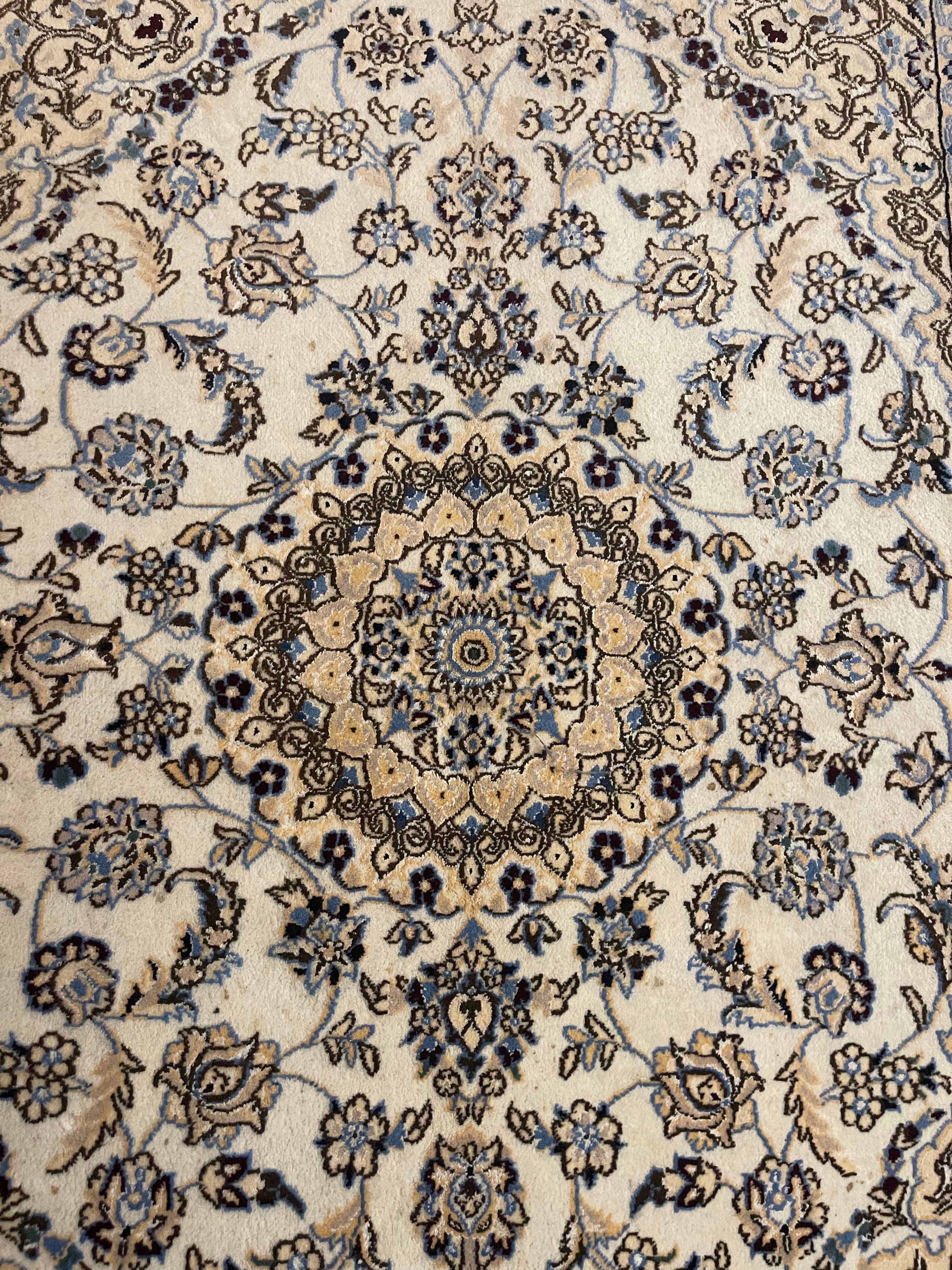 Luxury Nain Persian Rug -Handmade Wool & Silk carpet