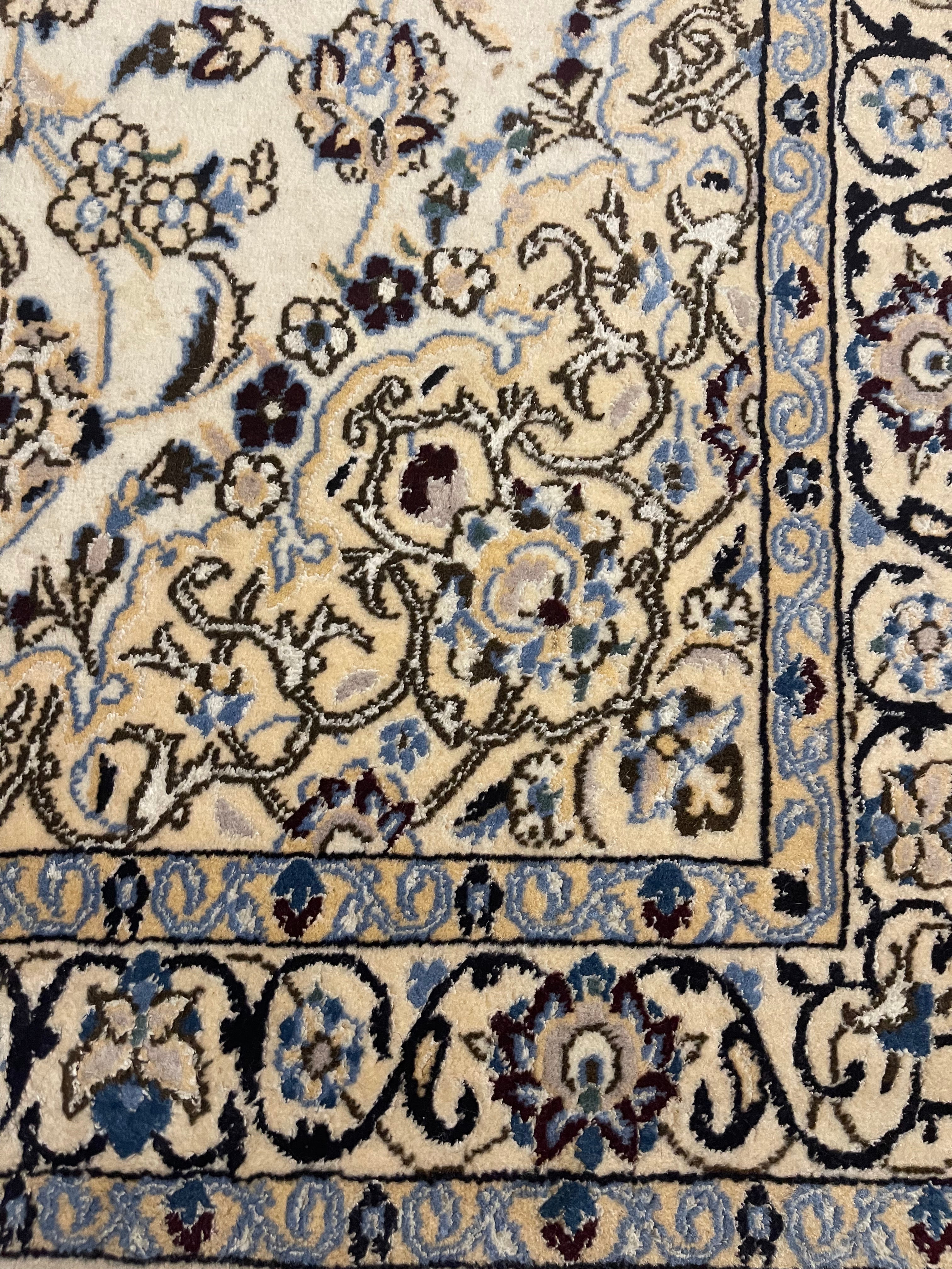 Luxury Nain Persian Rug -Handmade Wool & Silk carpet