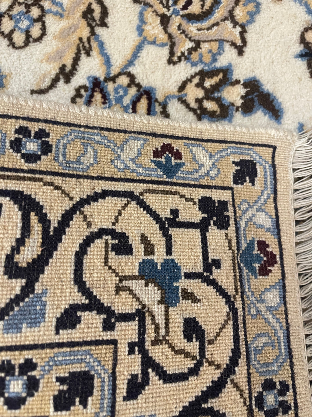 Luxury Nain Persian Rug -Handmade Wool & Silk carpet